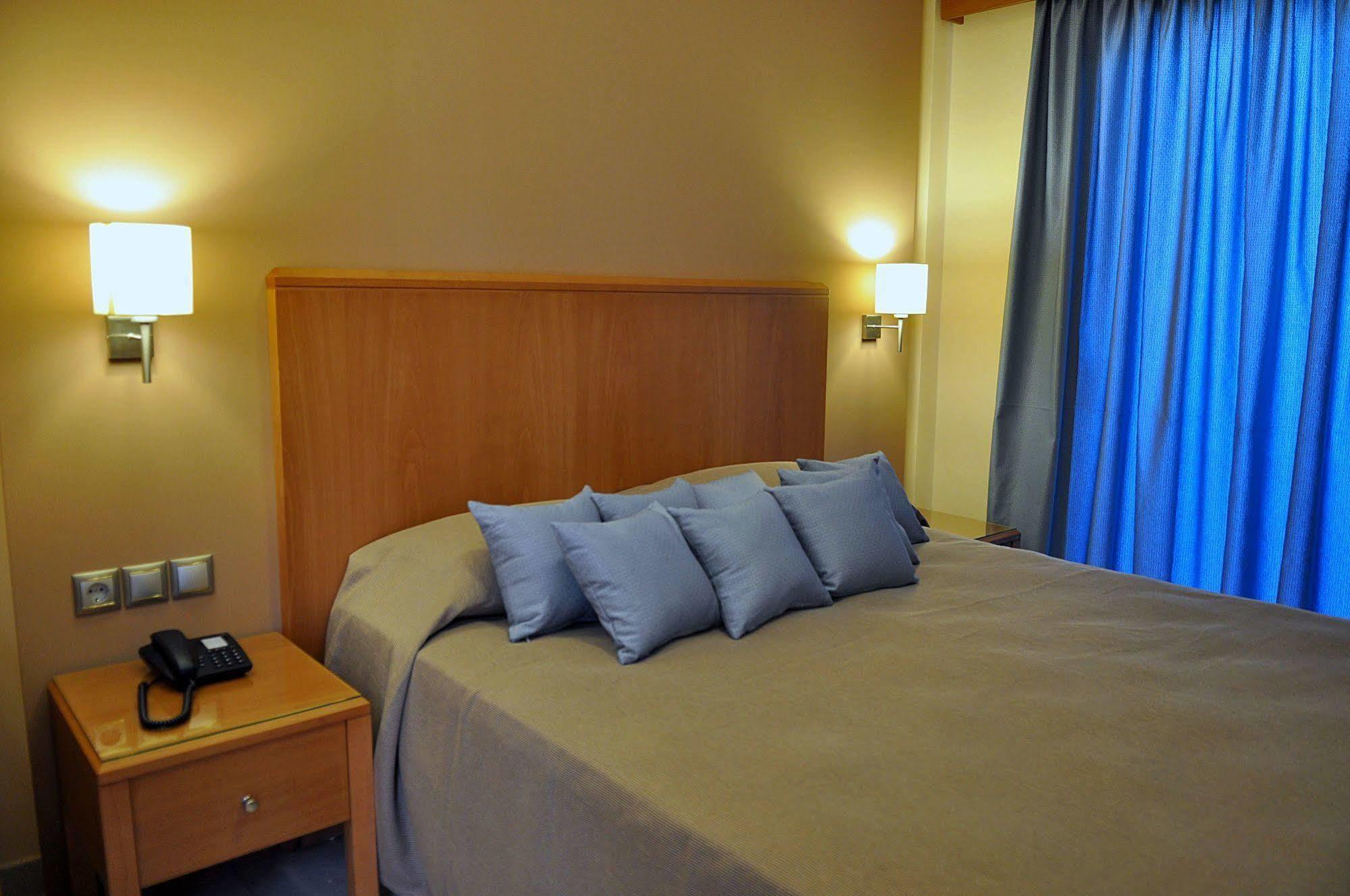 Sandy'S Studios Apartments & Log-Villas Кос Екстер'єр фото